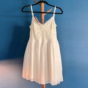 Cream color Dress Medium size